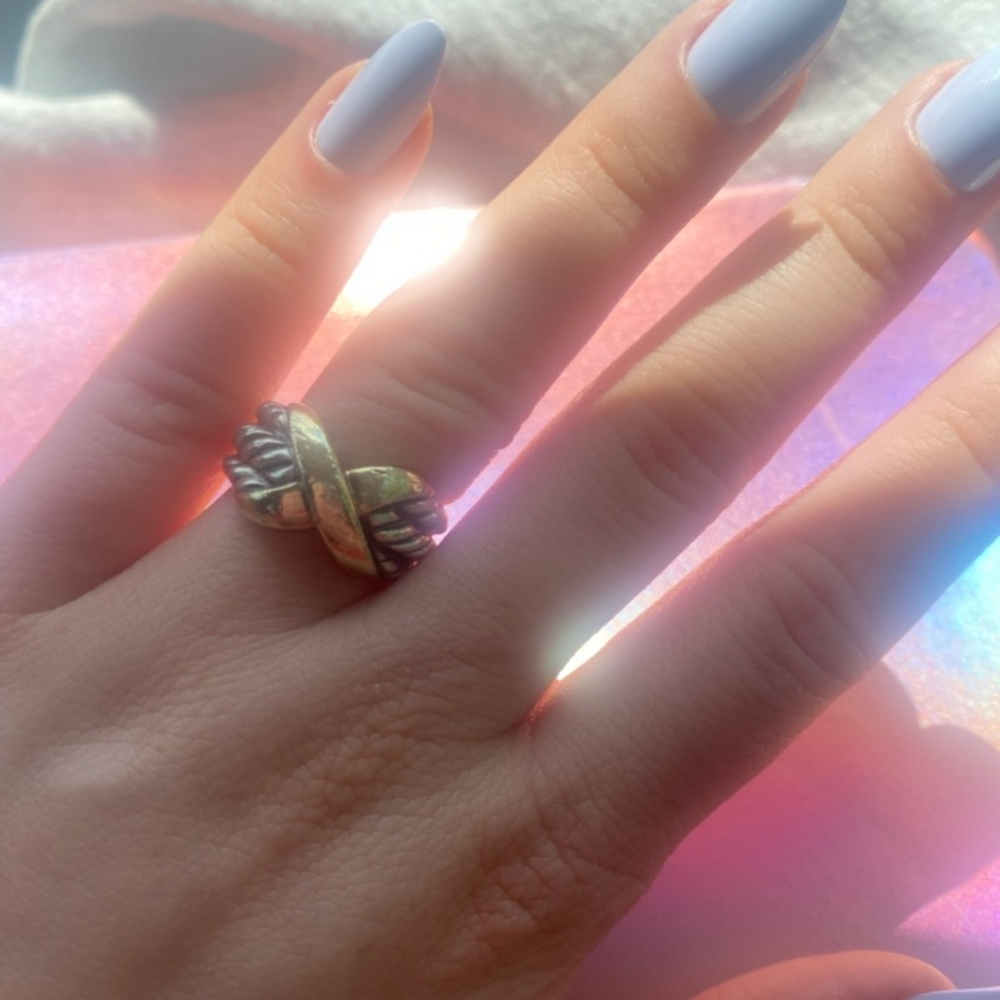 David Yurman Two-Tone Crossover Ring - Picture 3 of 3